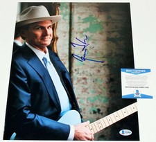 SINGER JAMES TAYLOR SIGNED 11x14 PHOTO FIRE AND RAIN JT BECKETT BAS COA PROOF