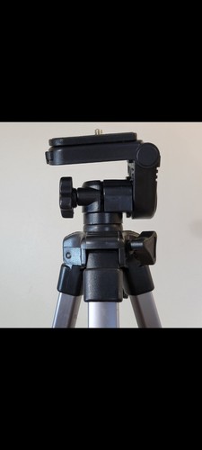 Ambico 54inch Tripod Lifetime Warranty. Quick-Release Camera Mount - Picture 7 of 9