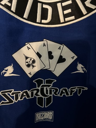 StarCraft 2 Jim Raynors Raiders Men XL Blue Poker Button Down Shirt Blizzard EUC - Picture 3 of 15