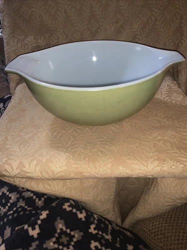 Vintage Pyrex Green Large Mixing Bowl Verde Avocado #443 Nesting 2.5 Quart