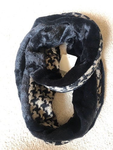Collection Eighteen 18 Furocious Faux Fur Infinity Loop Scarf Black Nude NWT New - Picture 2 of 12