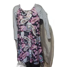 Boutique. EUC. Pink/Black/White Paisley & Stripes; Round Neck 3/4 Sleeve.Size XL