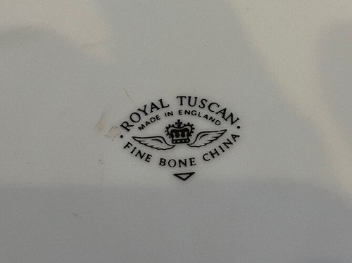 Vintage Bermudiana Harmony Hall The Belmont Royal Tuscan Fine Bone China Plate - Picture 5 of 5