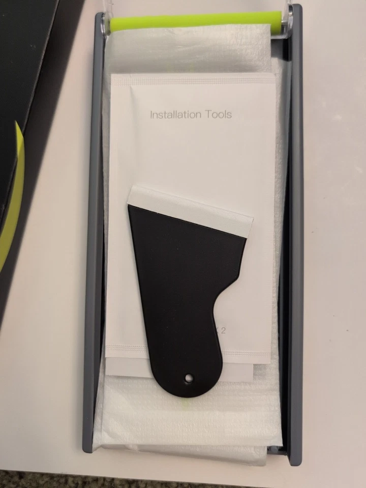 Protector de pantalla de privacidad WSKEN Pursue Forever para iPhone 15 Pro paquete de 2 Foto 3 de 4