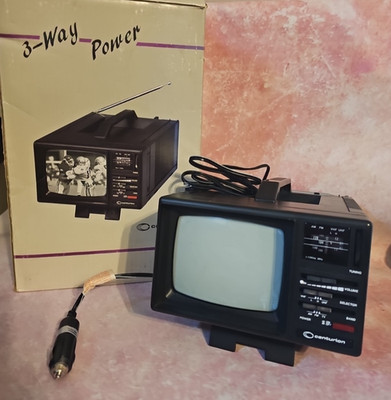 Vintage Centurion Portable TV & AM/FM Radio 3-Way Power Antenna 5'' Car Adapter 