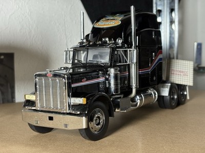 Franklin Mint Peterbilt 379  The Ultimate Big Rig  1:32 Kühlauflieger Truck LKW