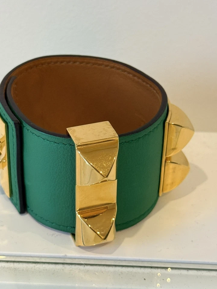 Bracelet Manchette HERMÈS Collier De Chien CDC Cuir Vert & Or - TRÈS BON ÉTAT - Photo 2/4