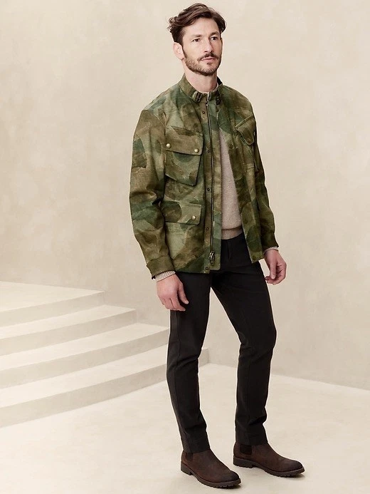 Banana Republic Men’s Green Camouflage Jacket  - product detail image 3