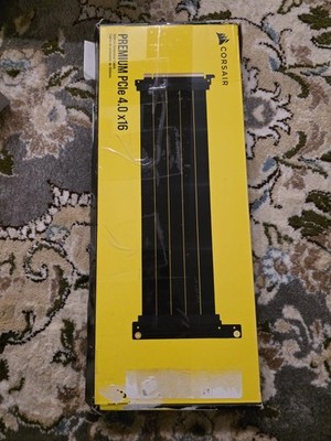 Riser cable  Corsair Premium PCIe 4.0 x16 Extension Cable 300mm