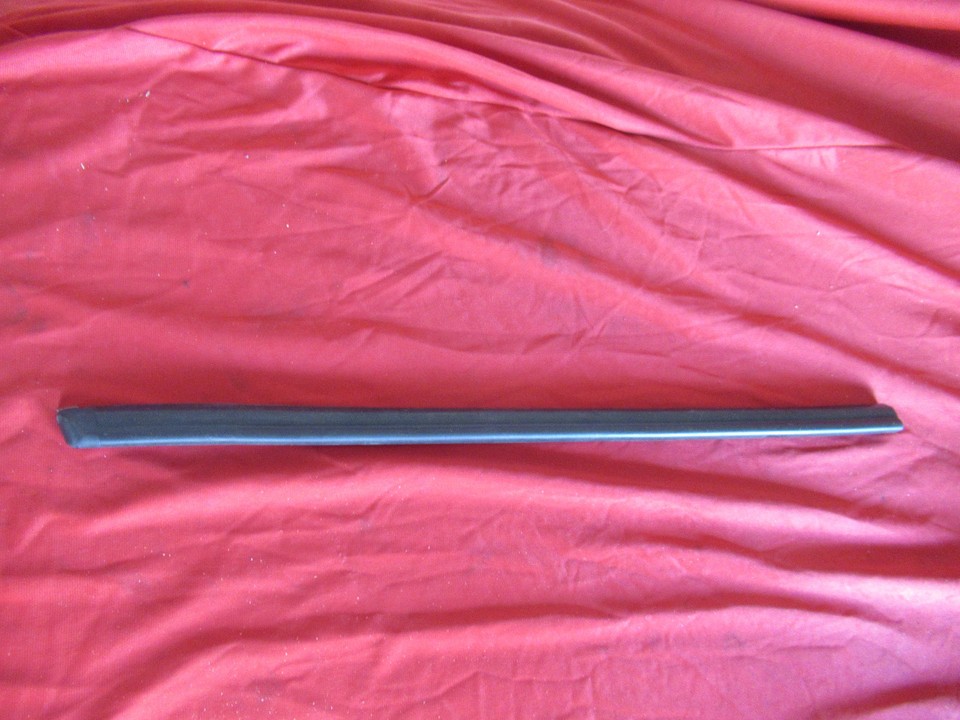 Original Alfa Romeo Spider Gtv 916 Pièces Décoratives Emblème Du Coffre 60779250 | Originale