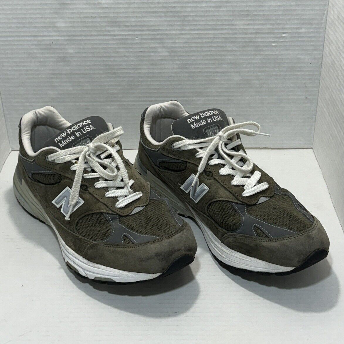 New Balance 993 Mens 14 4E Military Green MR993MG Suede Mesh New Balance 993 Mens 14 4E Military Green MR993MG Suede Mesh