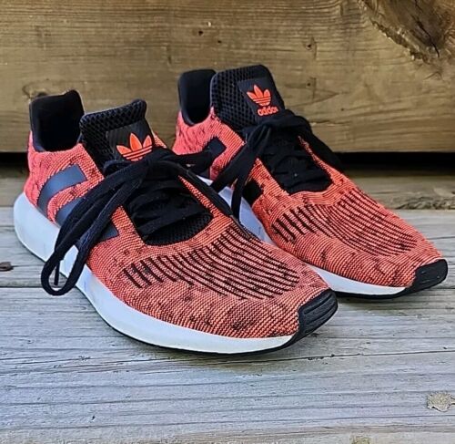 Adidas Originals Swift Run Trainers Solar Red Black Mens 9 Shoes Sneakers - Picture 2 of 11