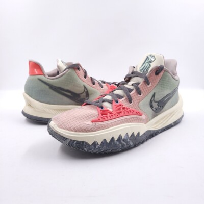 Nike Kyrie 4 lowバスケットボールシューズ Nike Kyrie Low 4 Basketball Shoes Mens 11 Pale Coral Iron