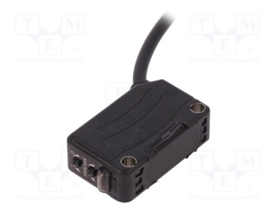 1 Stück, Sensor: fotoelektrisch BJ100-DDT-P /E2DE
