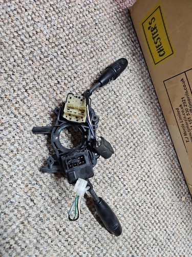 Chevrolet Aveo 2010 Wiper turn signal stalk switch 96540683 TRA35254 - Picture 4 of 6