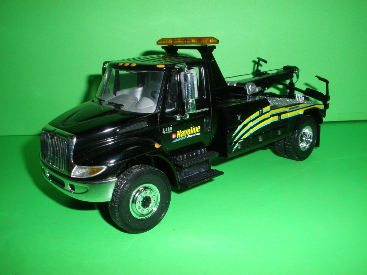1990's JERR-DAN INT. HARVESTER 4400 WRECKER TOW TRUCK 19-2926