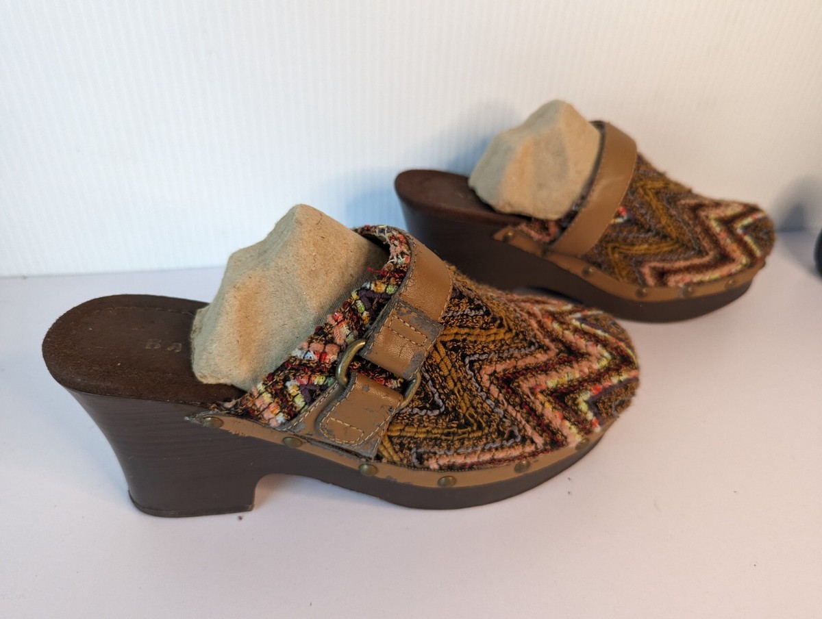 Women s 7 Chunky Platform Clogs Studded Multi Yarn Chevron Black Y2K Funky Cool