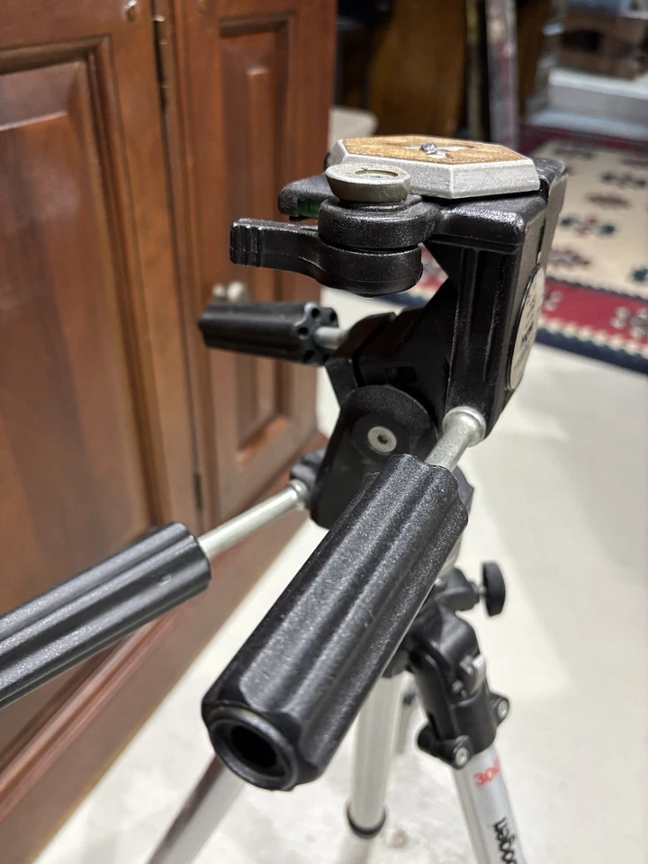 Bogen Manfrotto 3001 W 3047 Fluid Head W/ Quick Release System Made In Italy E C - Image 4 of 4