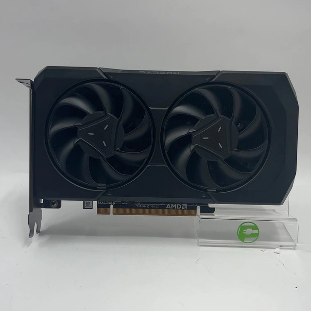AMD Radeon RX 7600 8GB