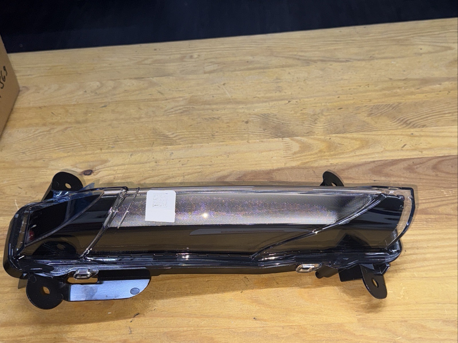 ASTON Martin Dbx 707 Genuine Front RH Passenger Side Light PY 83-15B242#576