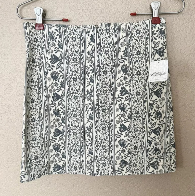 NEW Free People Modern Femme Denim Mini Skirt Women’s Size 2
