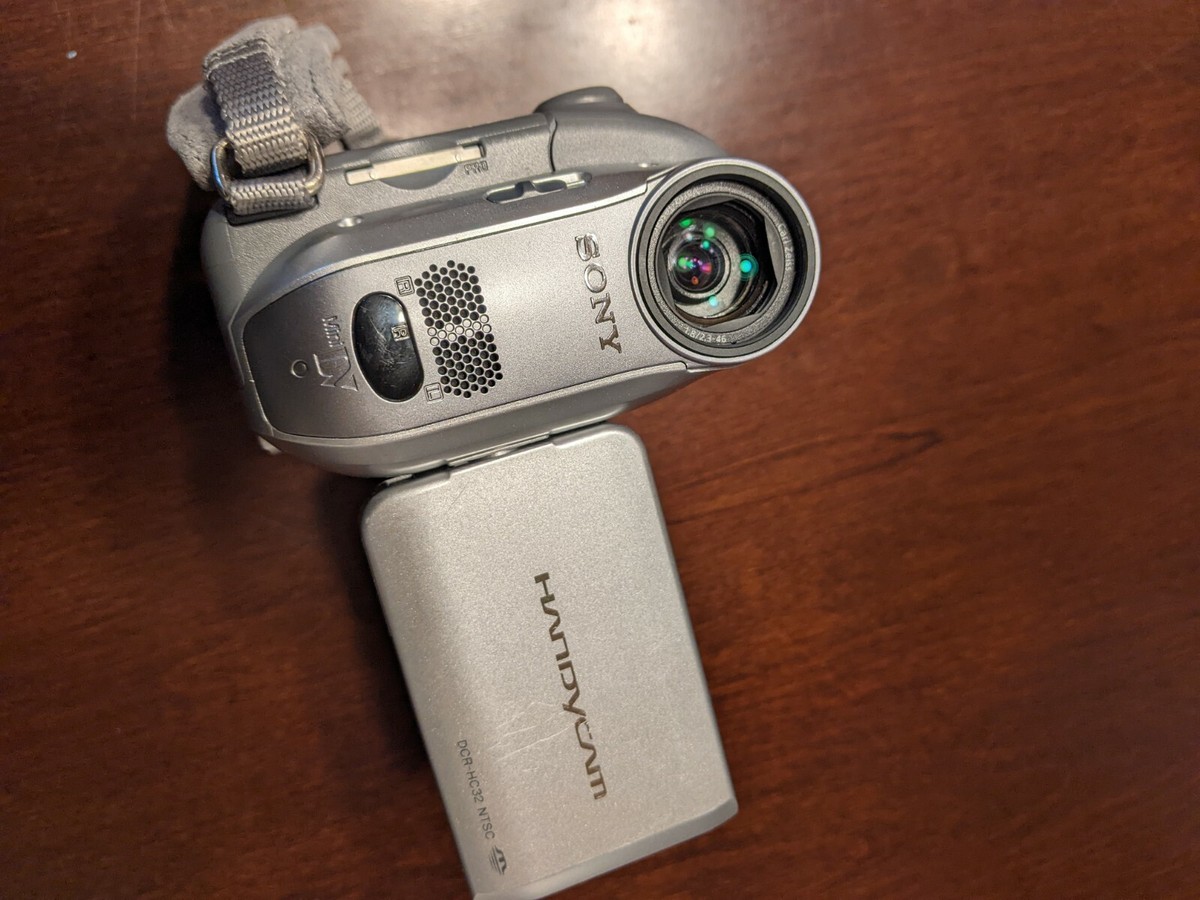 ビデオカメラ Sony Digital Handycam Amazon | SONY ソニー DCR-PC300 デジタルビデオカメラ