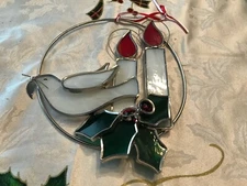 CHRISTMAS HOLIDAY SUN CATCHER - HOLLY CANDLE DOVE 10"