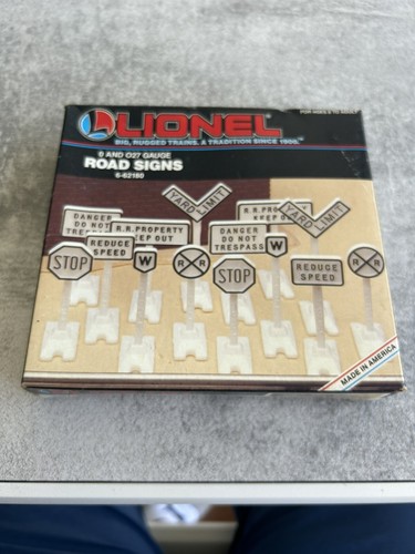 Lionel Accessories - Bumpers,Road Signs & Cable Reels - Picture 3 of 7