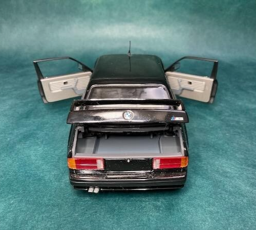 Minichamps 1/18 BMW M3 Street 1987 Black PMA | eBay