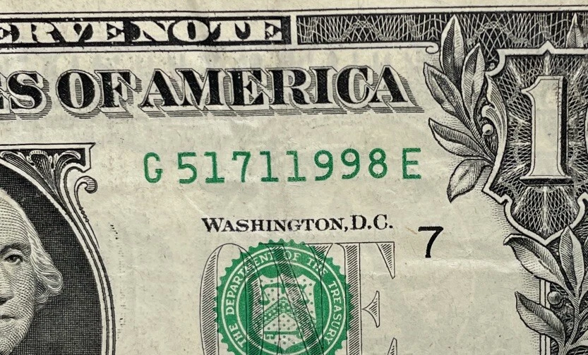 One Dollar Bill Birthday July 1 1998. Near Uncirculated. Fancy Serial Number - Image 2 of 4