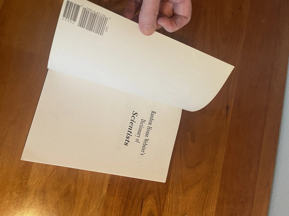 Random House Webster's Dictionary of Scientists 1st Edition Mint Exceptional New - Image 3 of 4