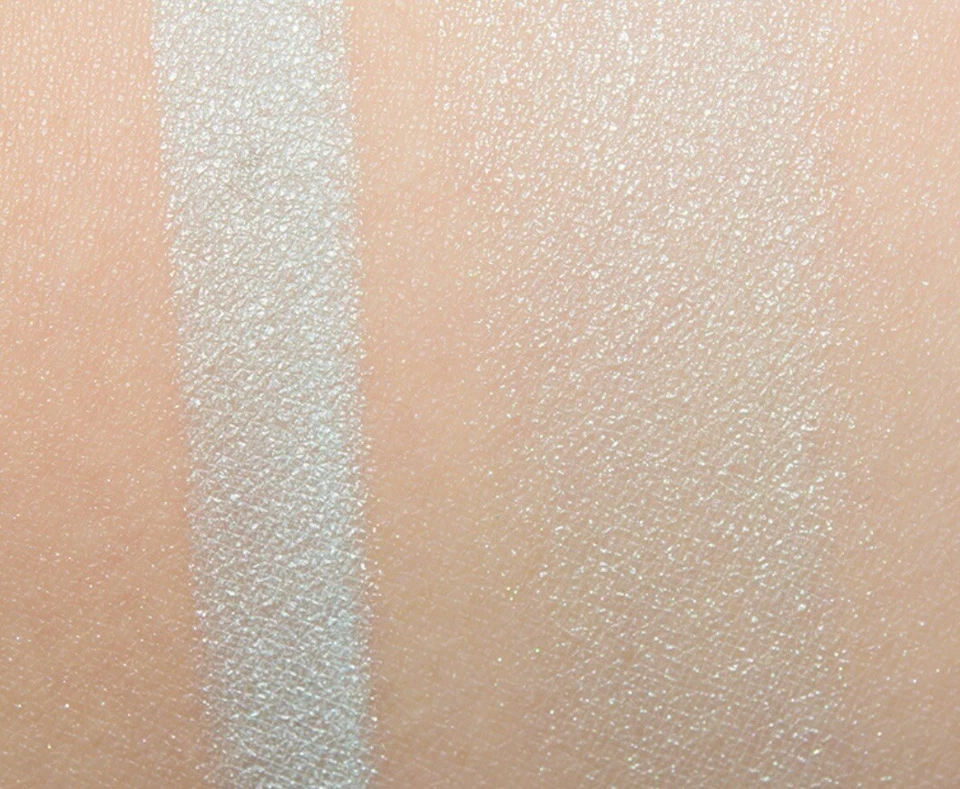 LORAC “Light Source” Illuminating Highlighter (Limelight) NIB - Fast Ship + Gift - Image 3 of 4