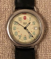 Men's Vintage Swiss Army Watch - Stainless / Swiss