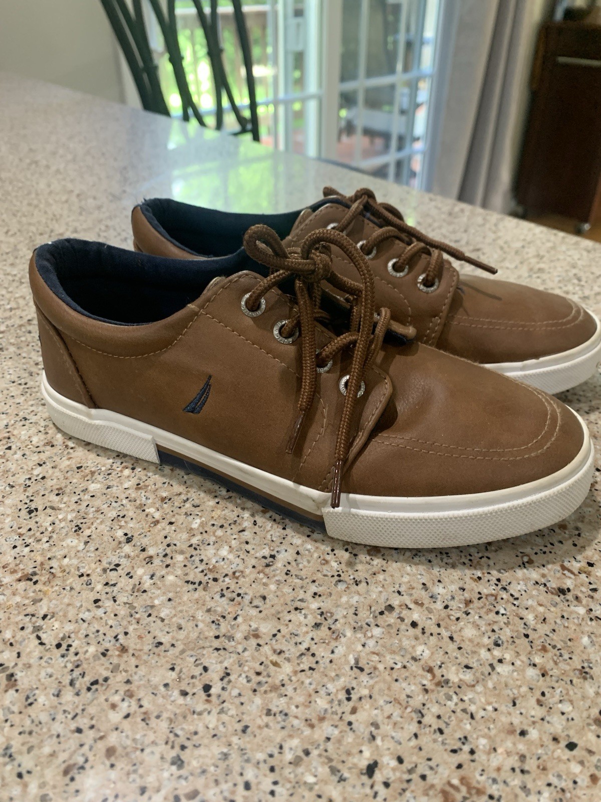 Nautica ZBEI Nautica Boys Youth Brown Loafers Boat Deck Shoes Size 2