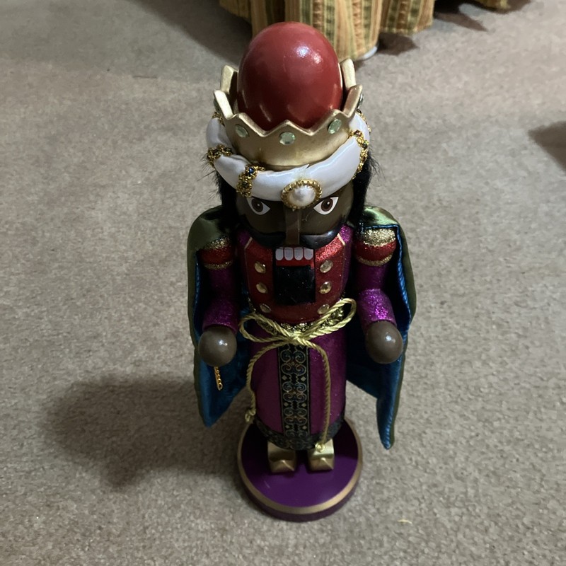 14” King Nutcracker Christmas Decor Colorful Holiday Home Crown Cape
