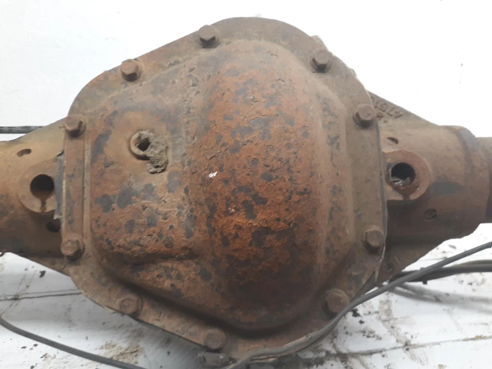 二手后驱动轴总成适合:2010 福特 e250 van 9.75` 环形齿轮 sem — 第 3/4 张图片