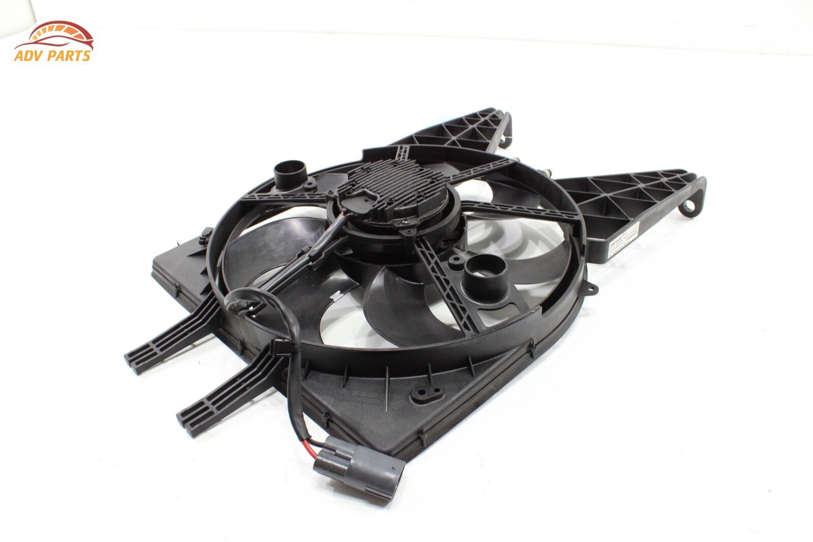 15-17 MCLAREN 650S 3.8L RADIATOR COOLING RIGHT FAN SHROUD & BLADE & MOTOR OEM