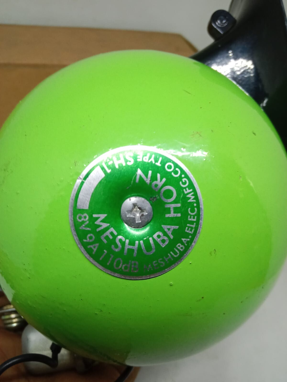 HORN ELEPHANT SOUNDING DUAL VESPA MODS MODEL HORN MESHUBA SW1 NOS