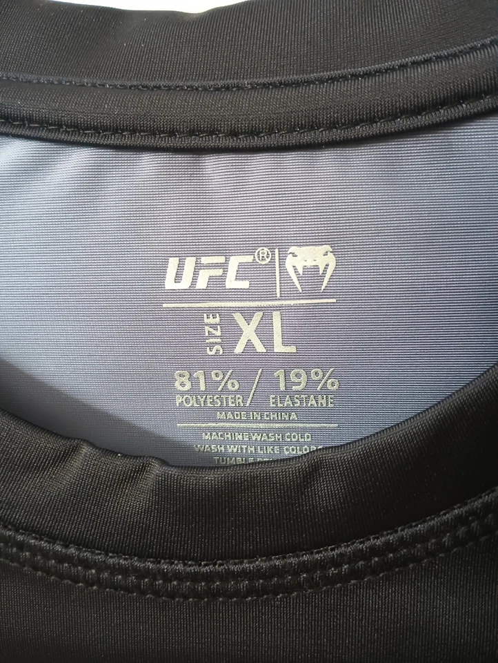 UFC Venum autêntico masculino preto manga longa rashguard (XL) novo com etiquetas - Imagem 4 de 4