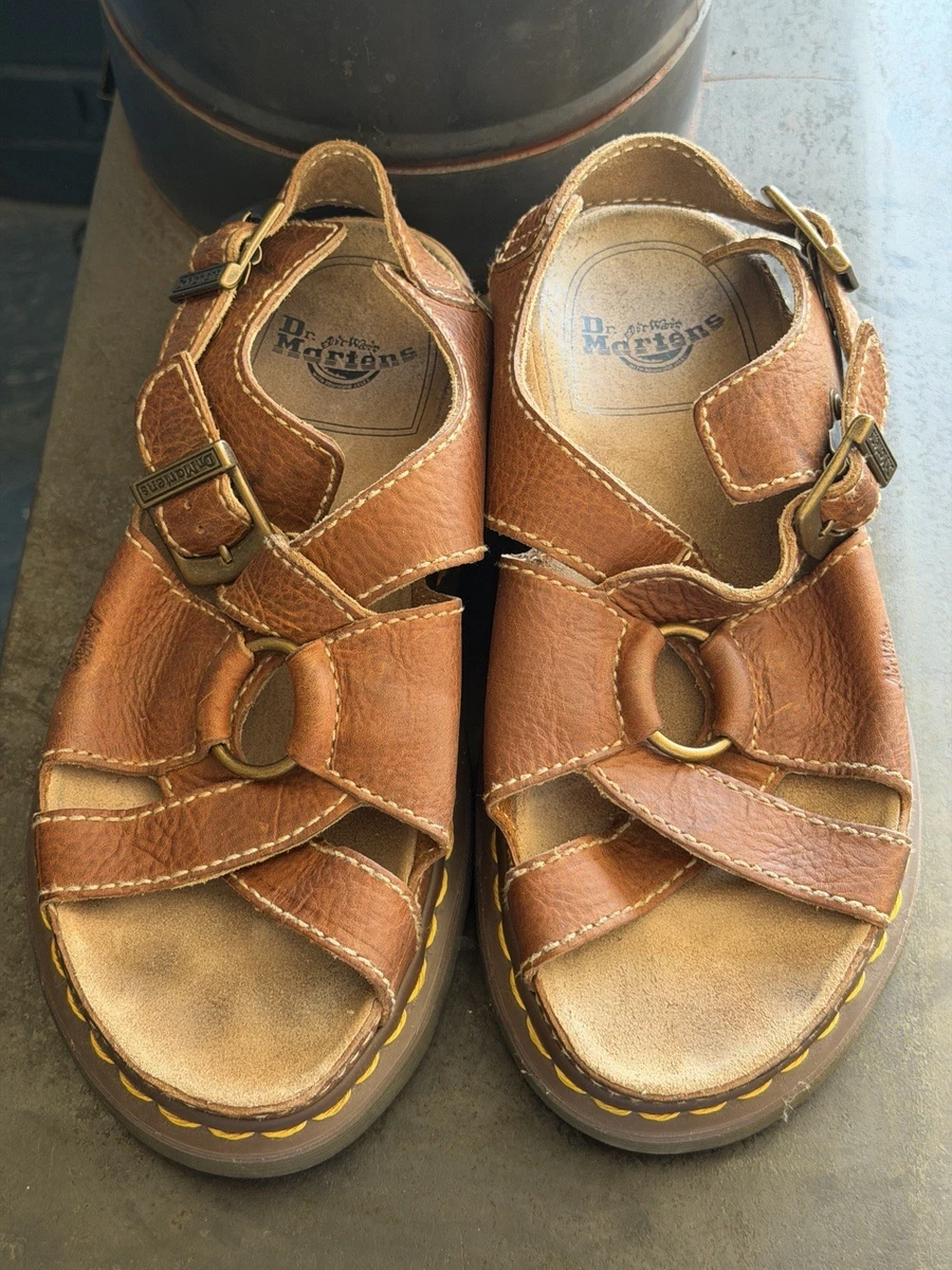 Las mejores ofertas en Sandalias para hombre Dr. Martens marrones