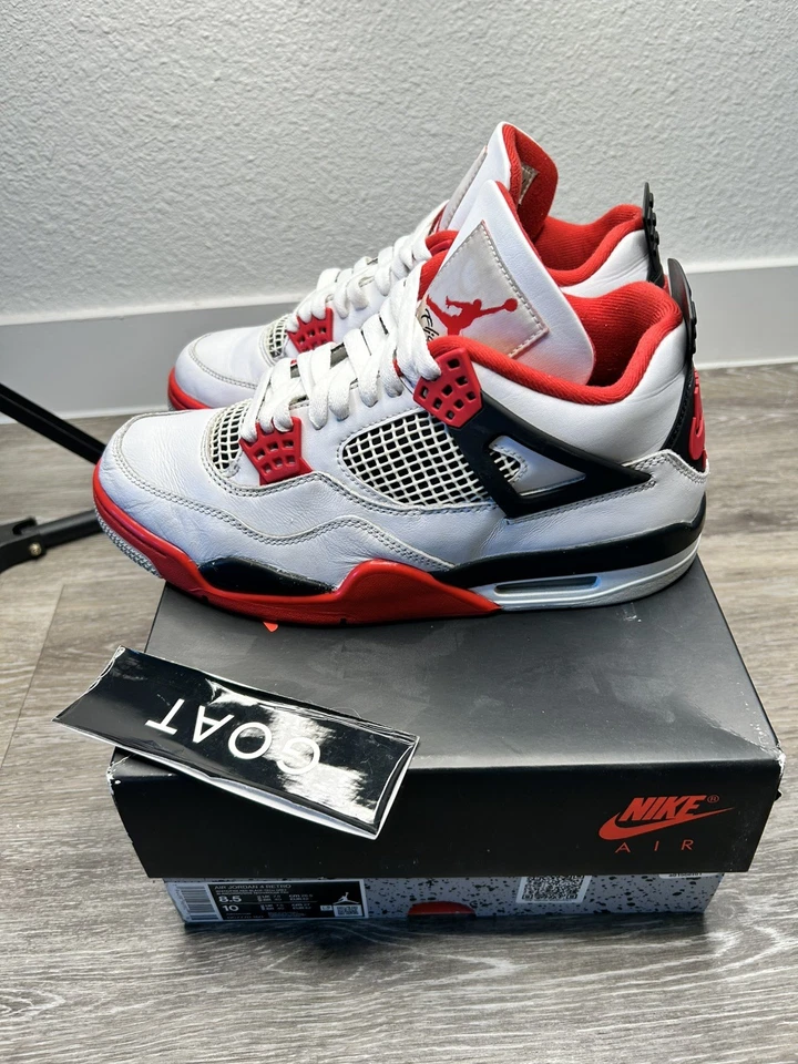 Air Jordan 4 Retro OG 2020 'Fire Red' con caja Foto 3 de 4