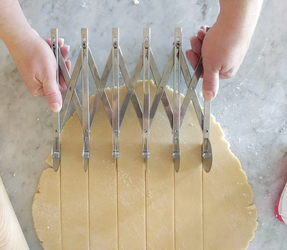 Ateco 7 Wheel Stainless Steel Pastry Cutter 218 Inch Adjustable Cutting Tool - Image 3 of 4