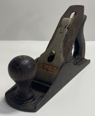 STANLEY BAILEY No. 4 WOOD PLANE, SMOOTH BOTTOM 9'' LONG Made in the USA