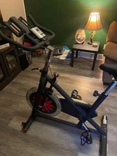 Joroto belt drive indoor cycling bike 