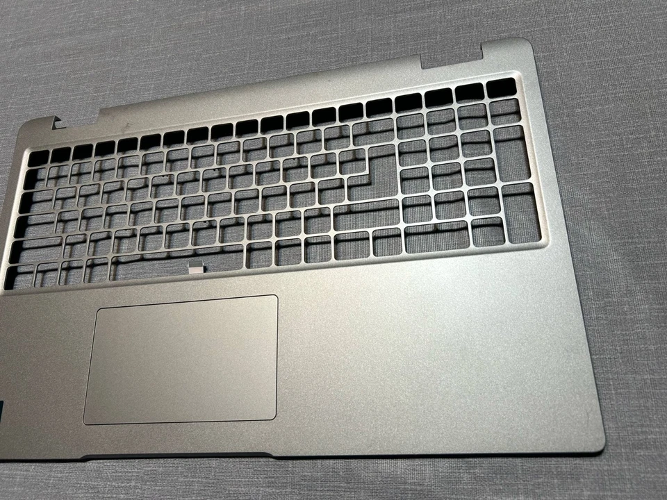 Dell Precision 3580 M3580 reposamanos estuche superior panel táctil SIN SC plateado N1Y6M 0N1Y6M Foto 4 de 4