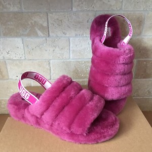 ugg fluff yeah size 9