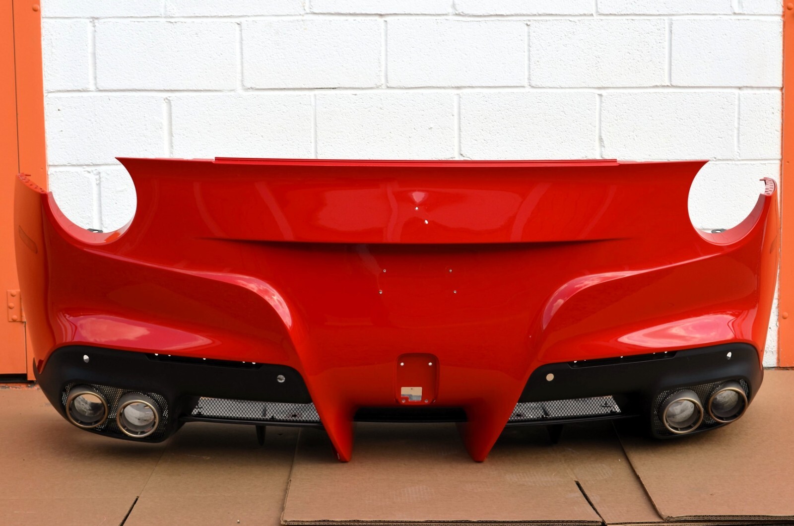 NEW TAKE-OFF RED Ferrari F12 Berlinetta Rear Bumper Cover Fascia 84358900