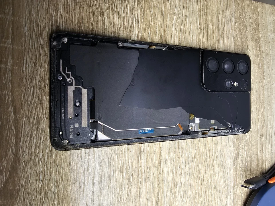 Samsung Galaxy S21 Ultra 5g 128GB Black Unlocked Working Needs New Back Glass - Image 3 of 4