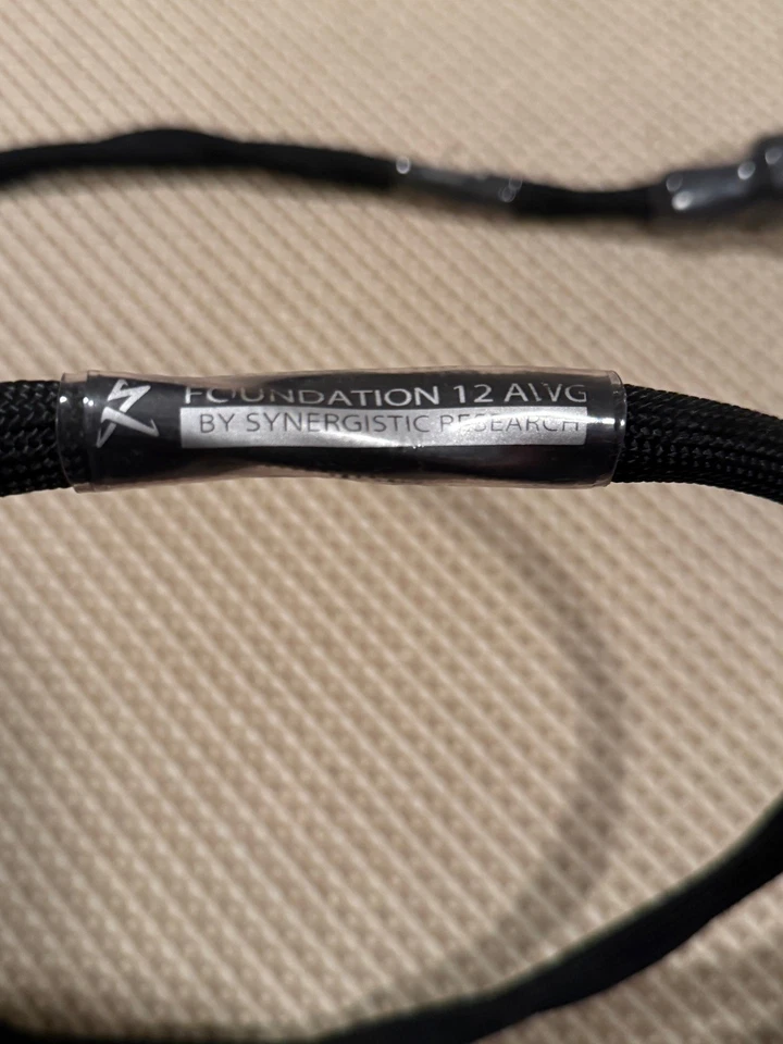 Synergistic Research Foundation Netzkabel 1,5m - Bild 3 von 4