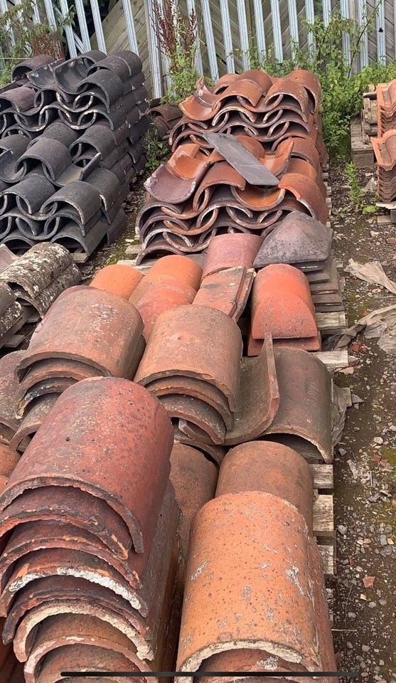 Red Half Round Ridging Half Round / 3rd Round Ridge Tiles Reclaimed Red 12” | eBay UK